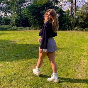 Meet your Posher, Llauren